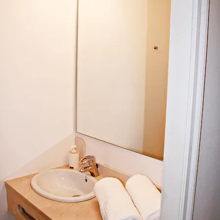 Ca Sa Padrina D'arta-turismo De Interior 3*